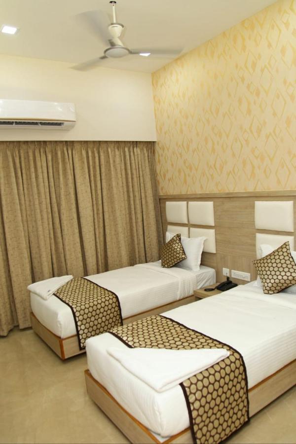 Century Courtyard Hotel Chennai Exterior photo